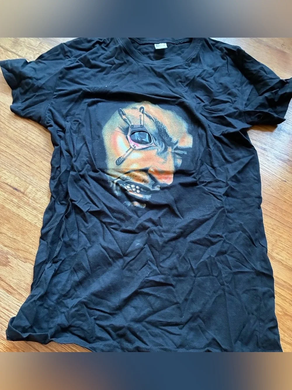 Morph costume co. Digital Dudz frantically moving eyeball. Unisex.